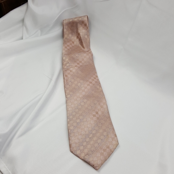 Kenneth Cole NEW York Silk executive tie - Picture 8 of 8